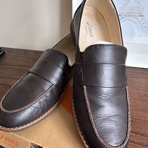 ASICS Women’s Dark Brown Slip-On Loafers